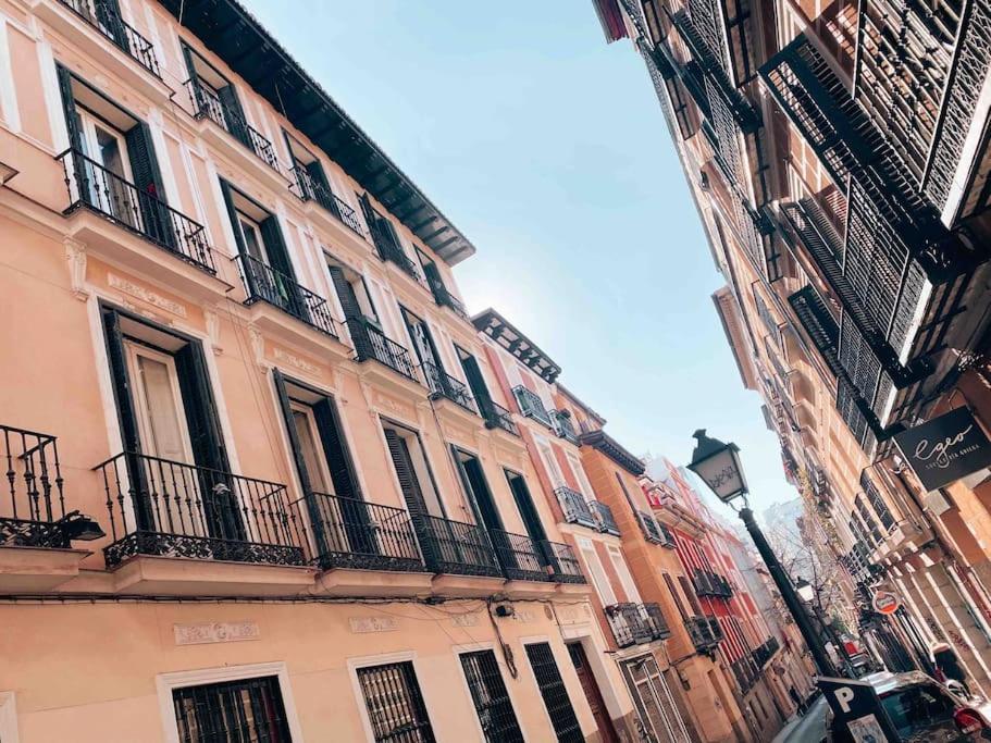 El Botones - Nuevo Apartamento De Diseno Barco Madrid Luaran gambar