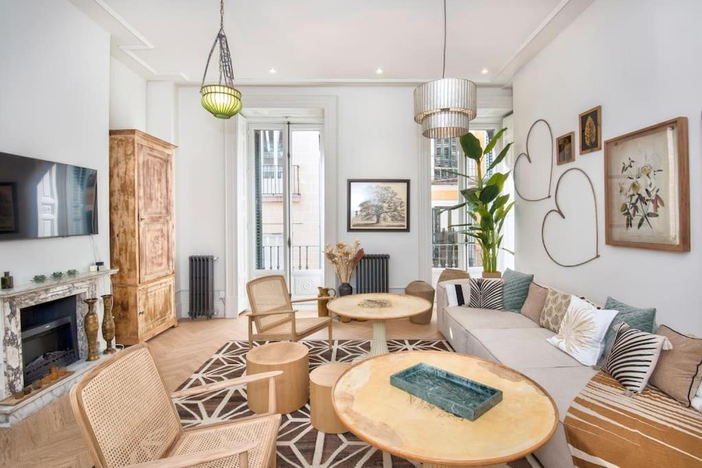 El Botones - Nuevo Apartamento De Diseno Barco Madrid Luaran gambar